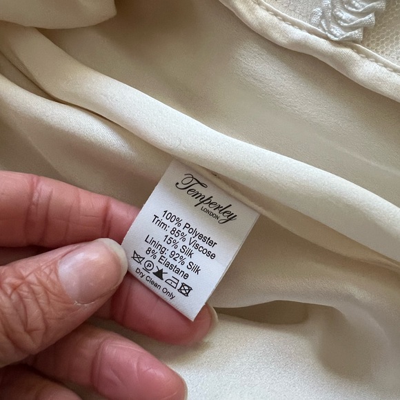 Temperley London Catroux Embroidered layered Tulle ivory cream dress 8 - Picture 7 of 16